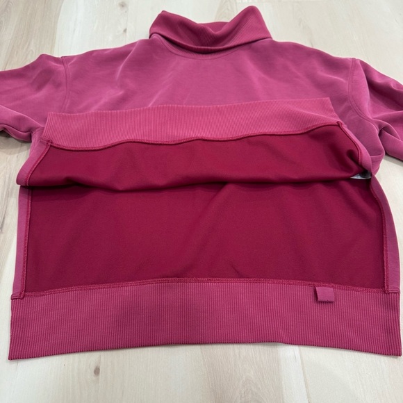 Lululemon Softstreme Turtleneck Pullover Pomegranate Pink W3GDVS Women's 2 - Picture 11 of 13